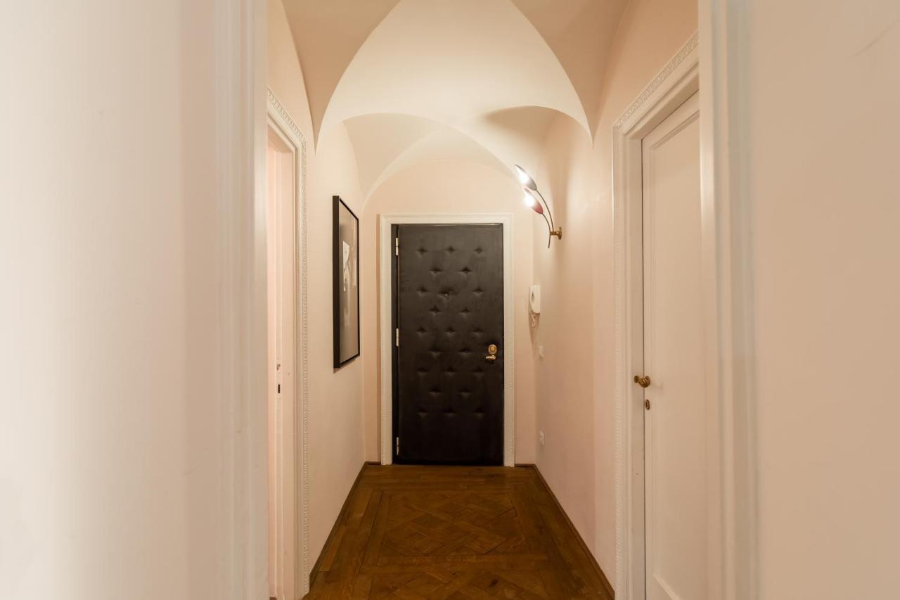 Apartmán Chic And Style In Historical Via Giulia Řím Exteriér fotografie