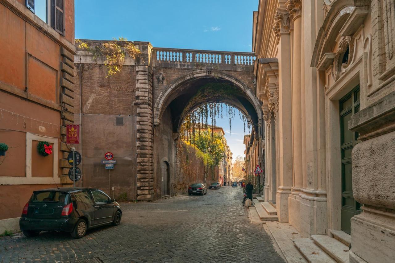 Apartmán Chic And Style In Historical Via Giulia Řím Exteriér fotografie