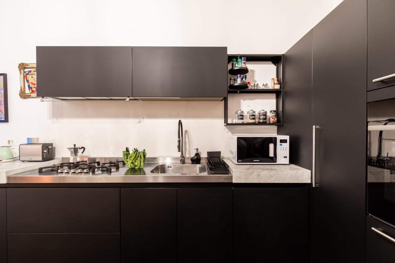 Apartmán Chic And Style In Historical Via Giulia Řím Exteriér fotografie